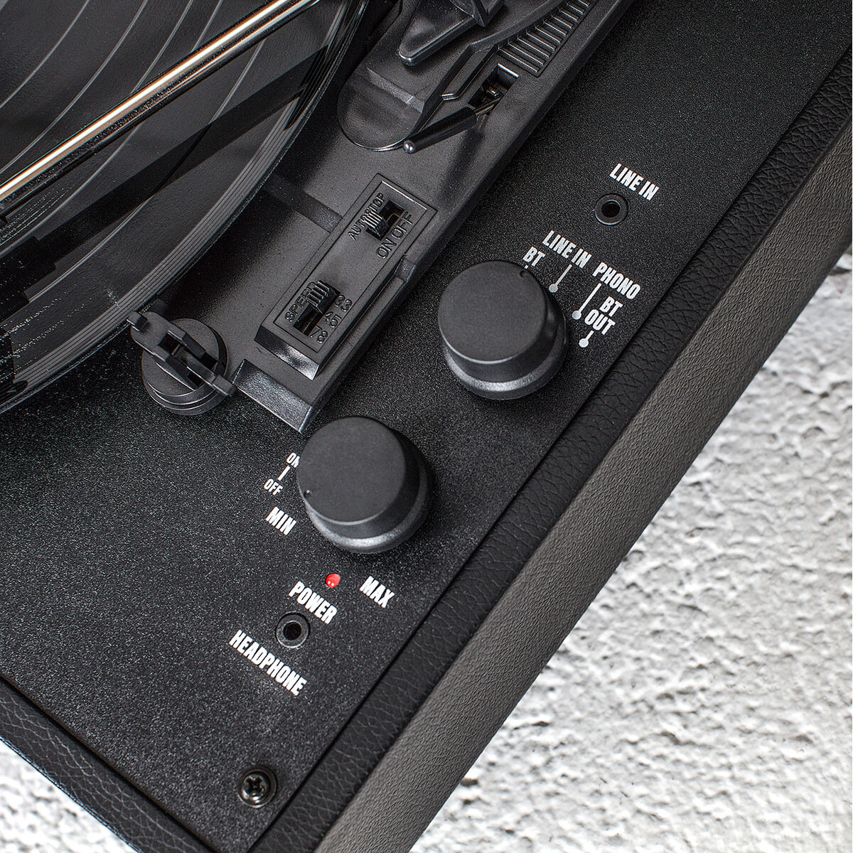 Gira-Discos Portátil Victrola Journey Preto para Ouvir Vinil em Casa ou em Viagem-8